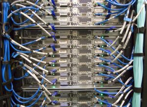 Grossrechner Server Verkabelung